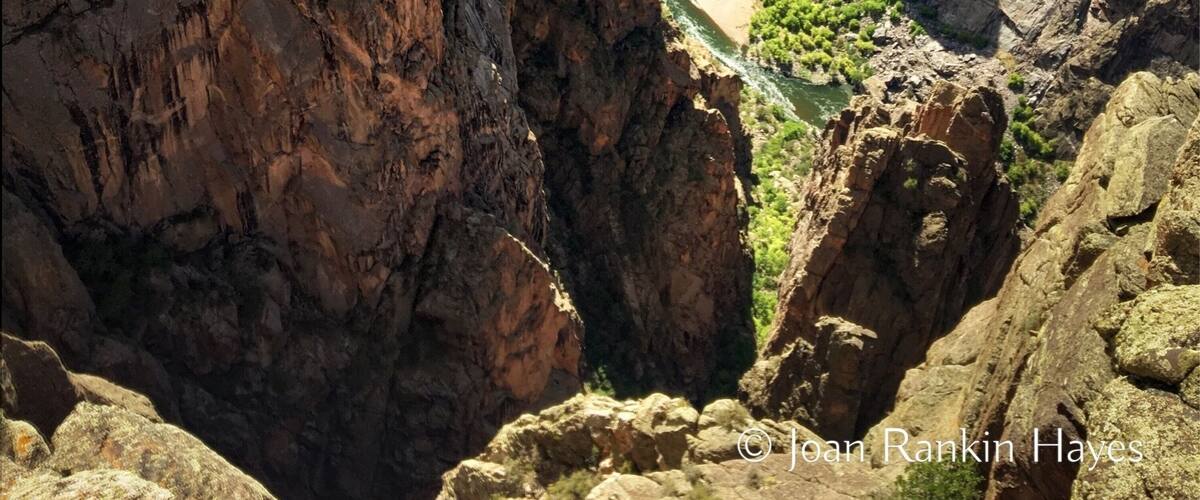 You would never know this spectacular canyon is there just driving through the area! The National Park Service describes the canyon as " some of the steepest cliffs, oldest rock, and craggiest spires in North America." (nps.gov)
# Hike #NationalParksofTheUS #geology #canyon