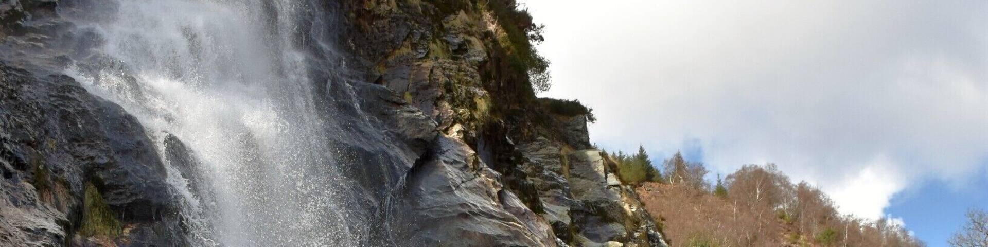 Powerscourt Waterfall
is a waterfall on the river Dargle near Enniskerry, County Wicklow, in Ireland, located in a valley surrounded by Djouce Mountain and the Great Sugar Loaf. At a height of 121 metres (397 ft), it is the highest waterfall in Ireland. The waterfall and surrounding valley are owned by the Powerscourt Estate.