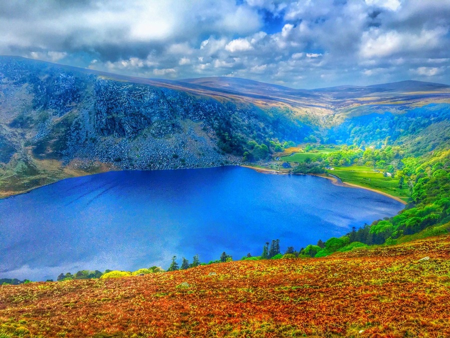 Before the Ireland trip, i saw a nice picture of the Lough Tay on Trover and then added it to my bucket list. Thus, we had a chance to see this beauty.
I hope it will lead to another discovery for someone else, too. (:
#hiking
