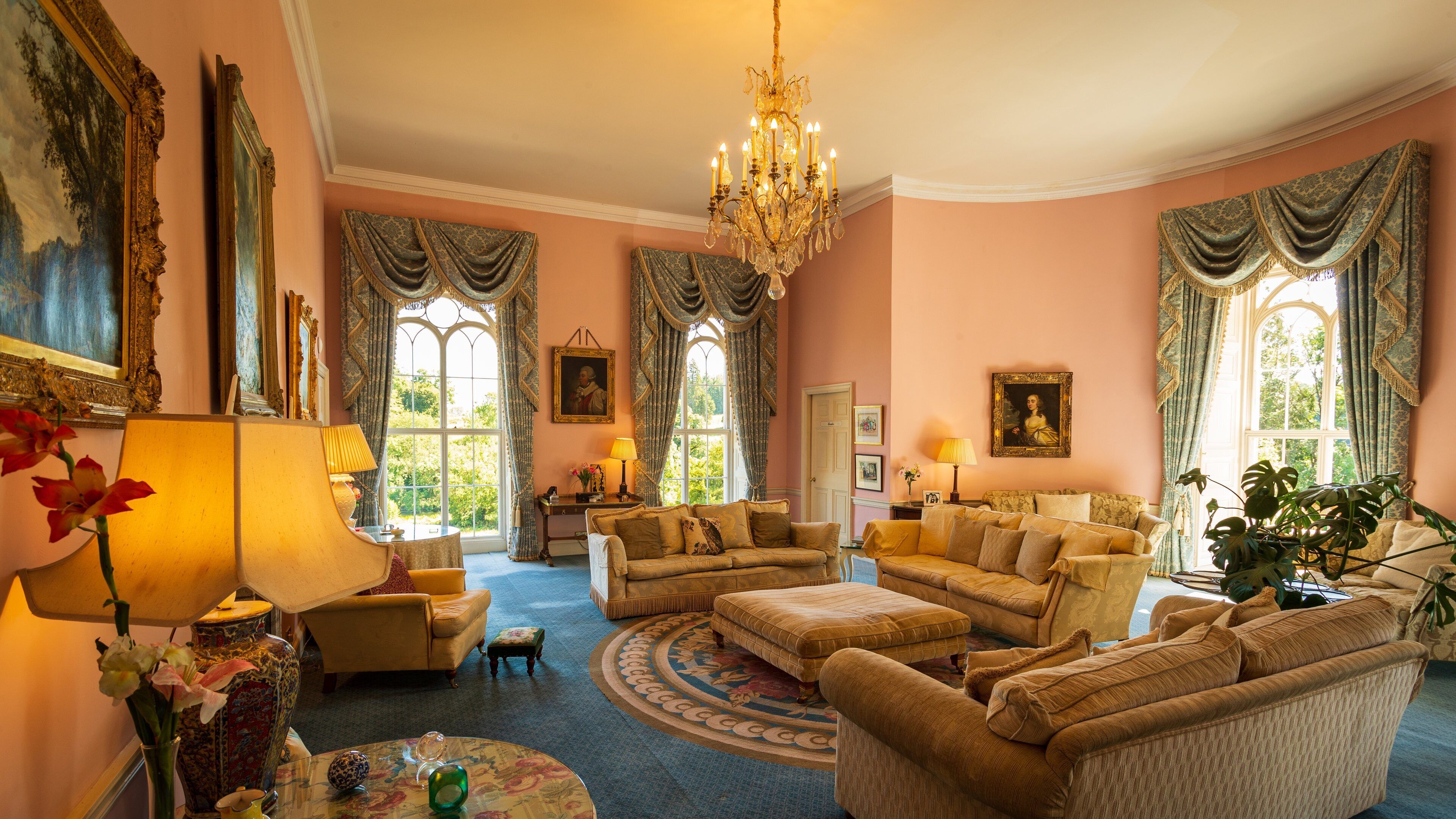 Slane Castle featuring a house, interior views and heritage elements