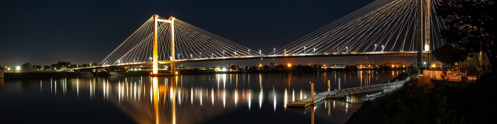 Ed Hendler Bridge in Kennewick crossing the Columbia River, WA