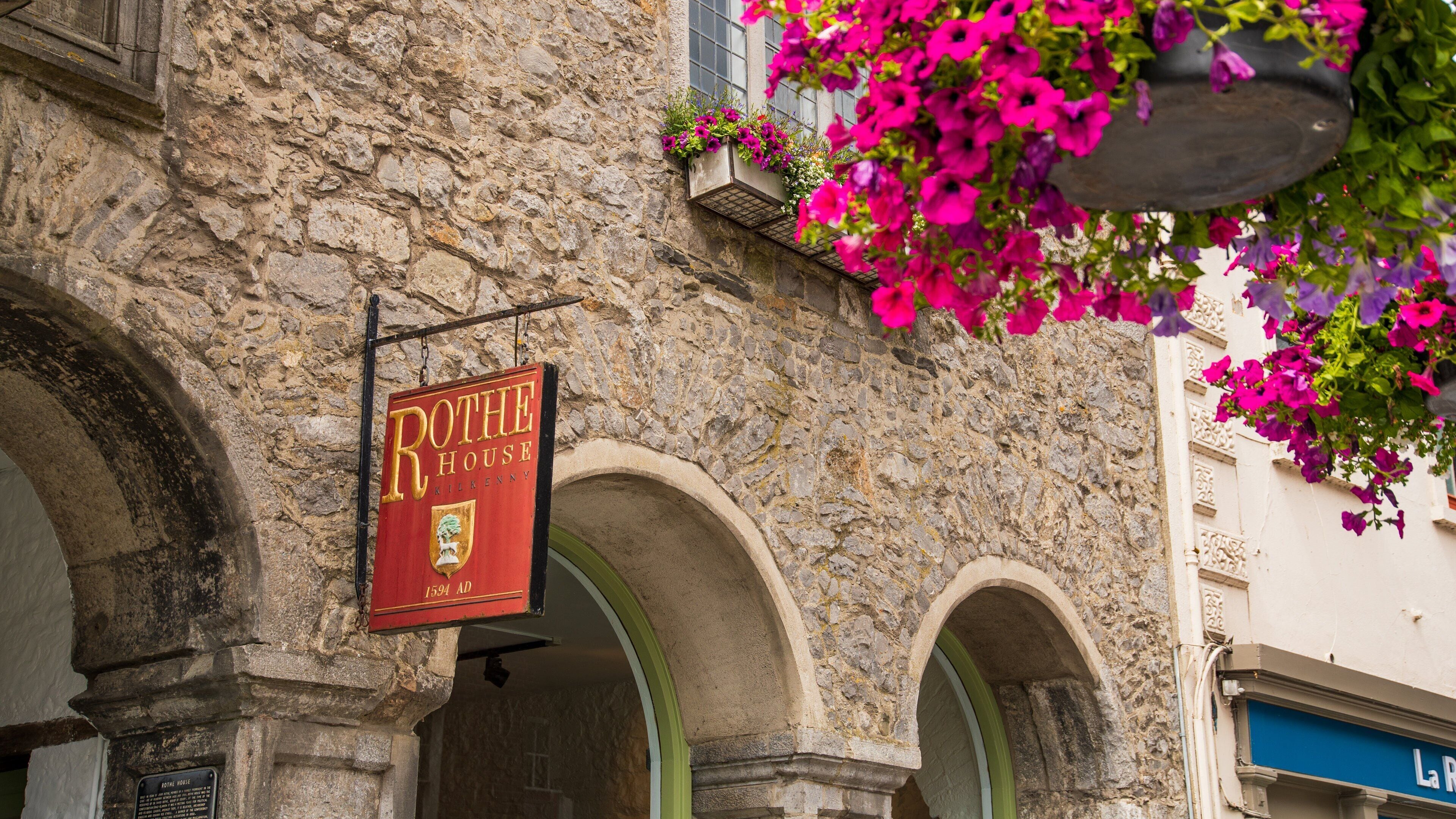 Rothe House featuring signage