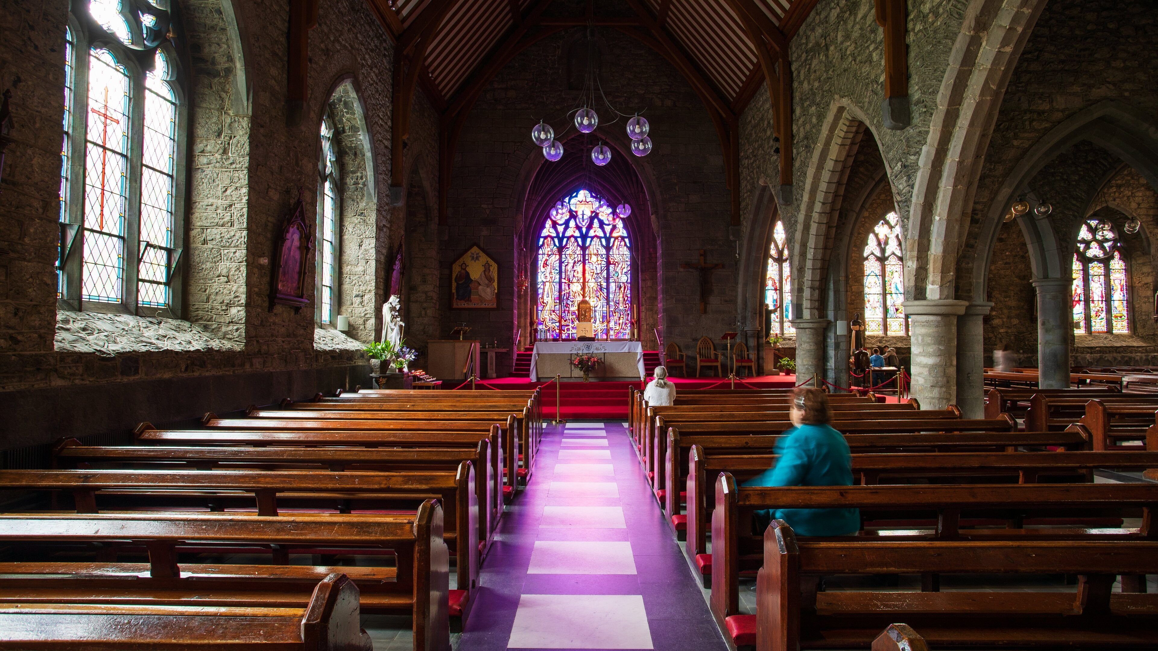Black Abbey showing interior views, heritage elements and a church or cathedral