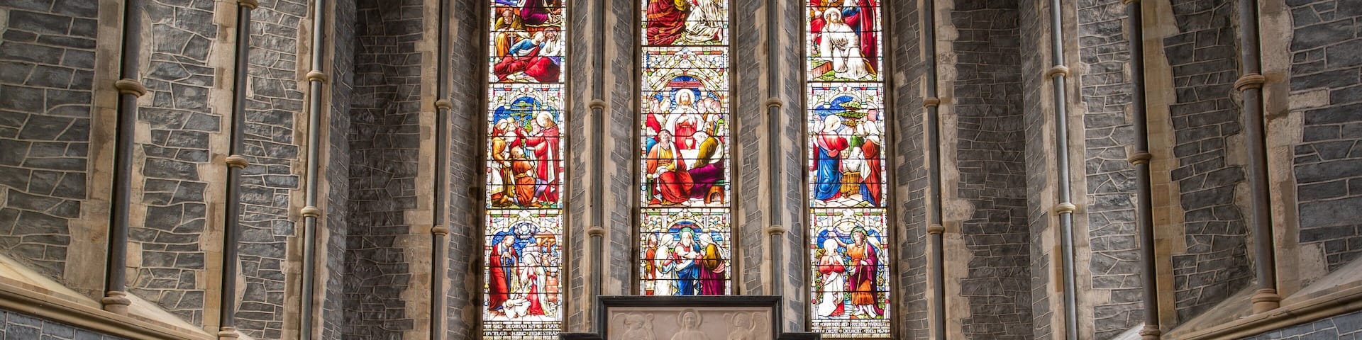 St. Canice\'s Cathedral showing interior views, a church or cathedral and heritage elements