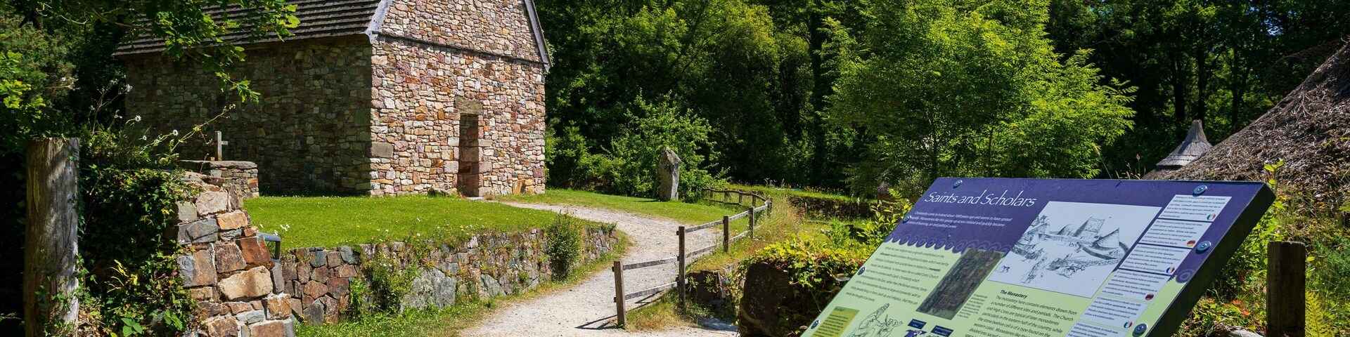 Irish National Heritage Park showing a small town or village and heritage elements