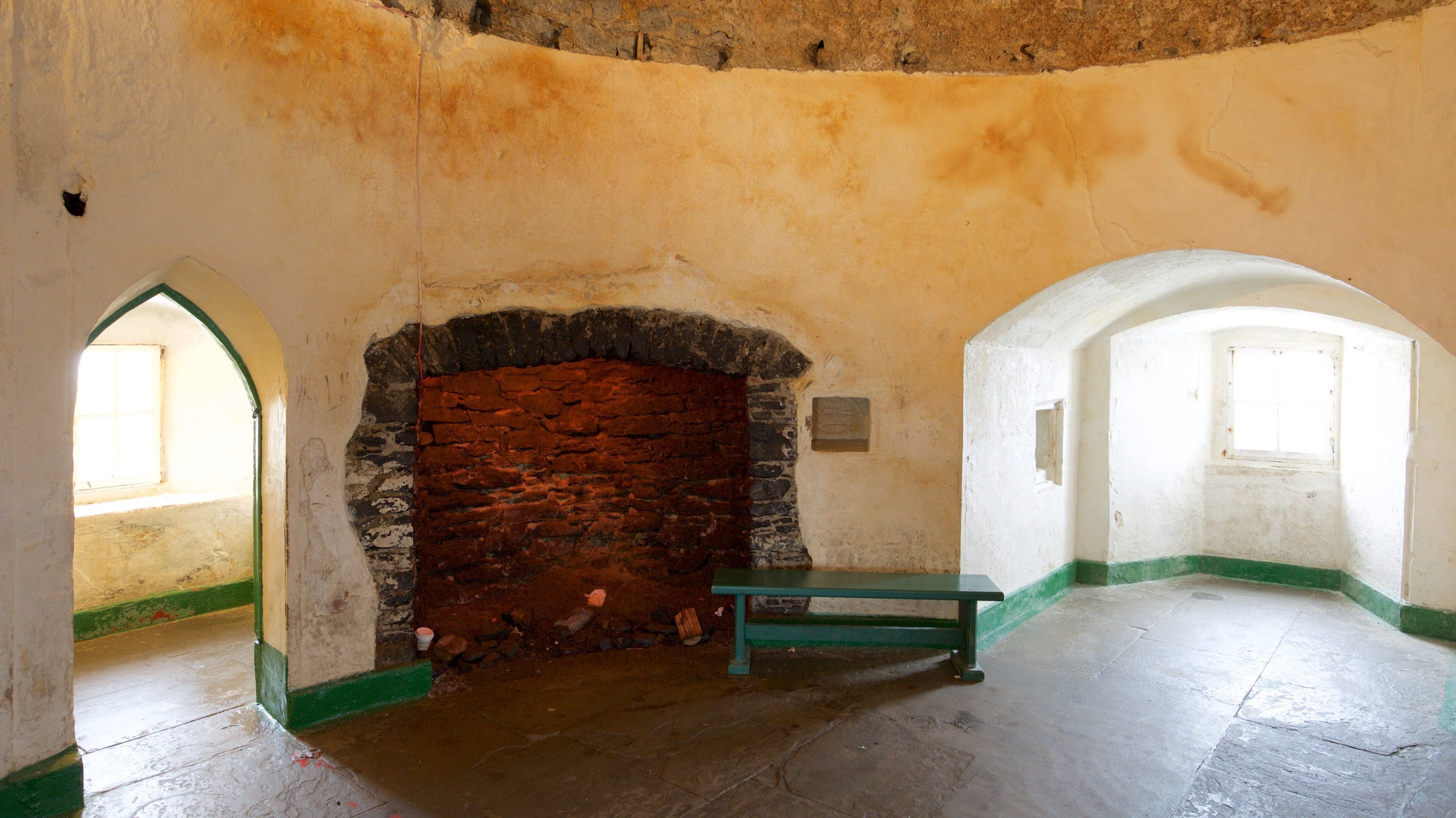 湖克燈塔 呈现出 傳統元素 和 內部景觀