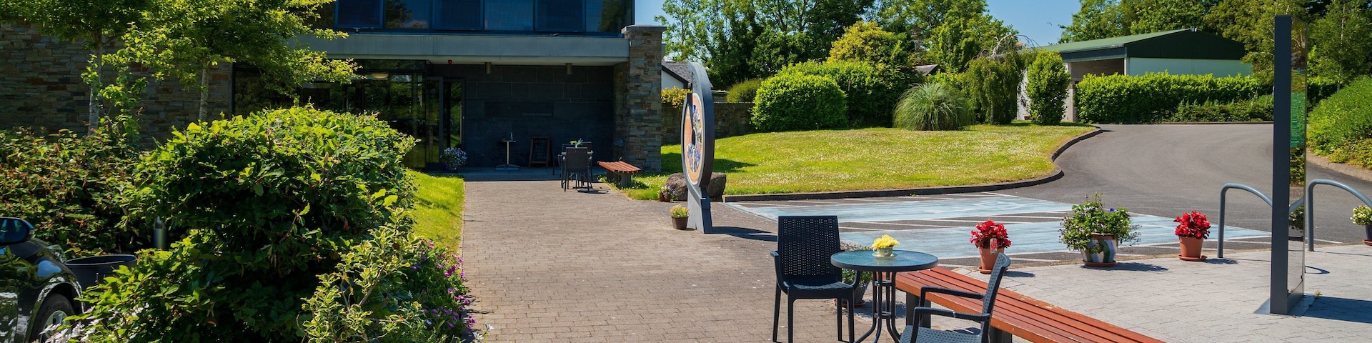 Kennedy Homestead featuring wildflowers