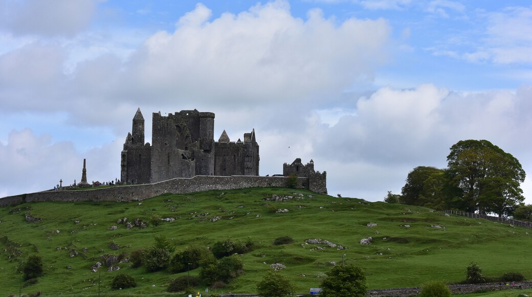 Rock of Cashel , Co.Tipperary , Ireland
It's like castle in the sky.