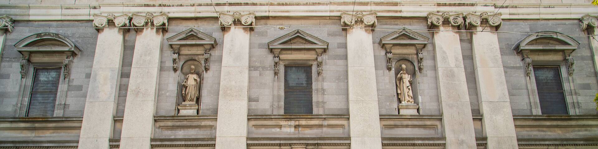 Holy Trinity Cathedral showing heritage architecture