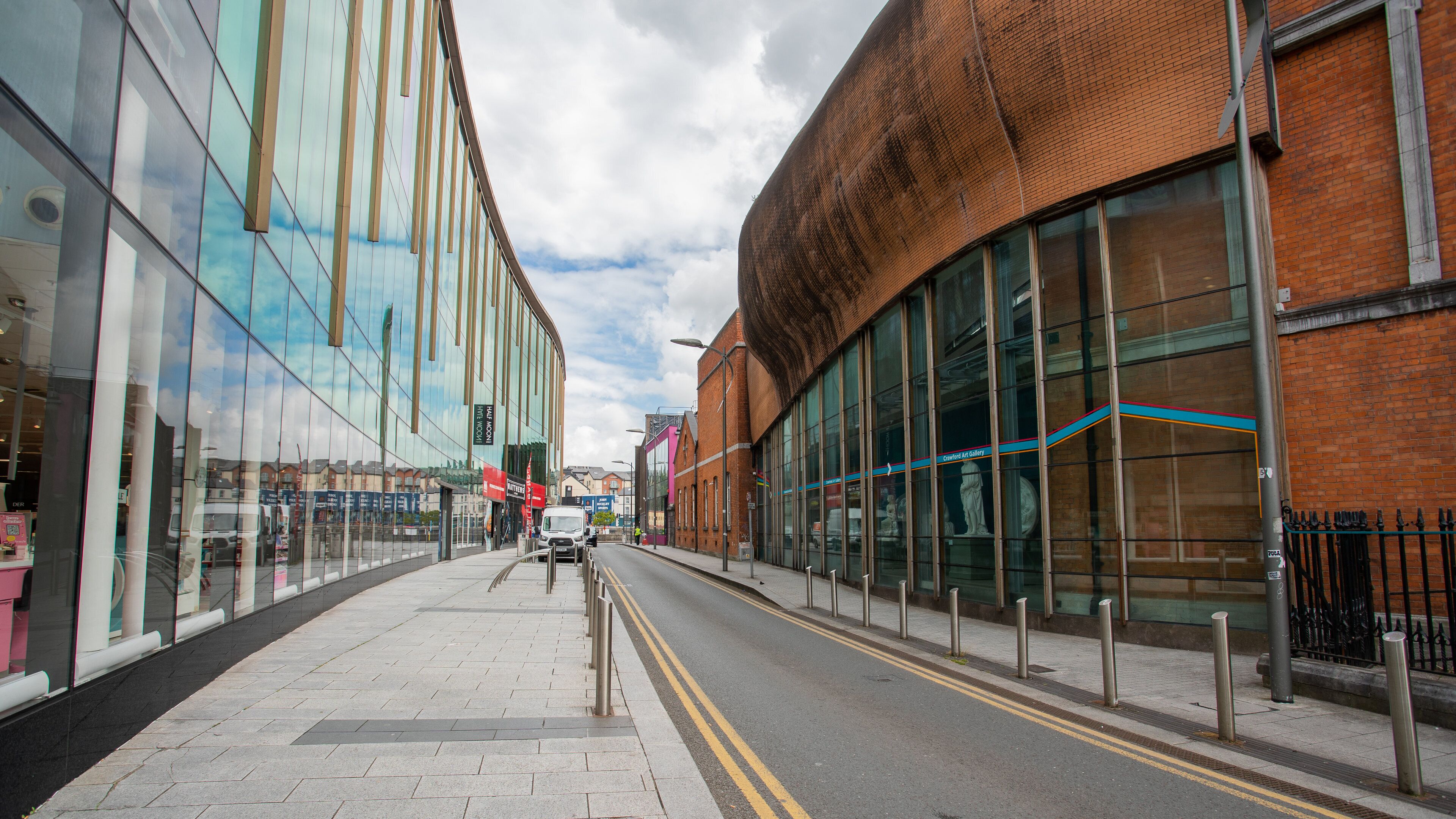 Crawford Art Gallery showing a city