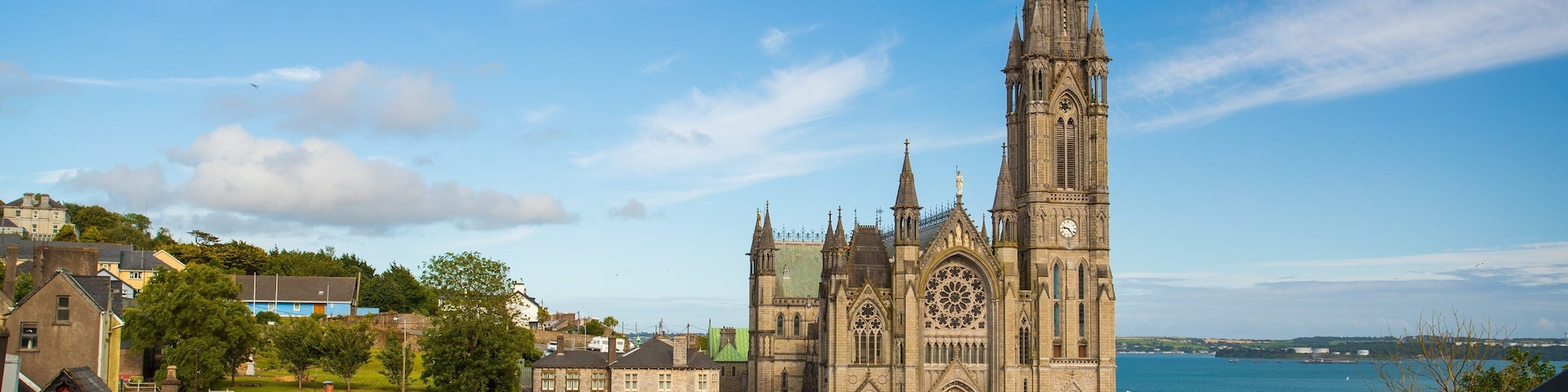 Cobh featuring heritage architecture, a small town or village and a church or cathedral
