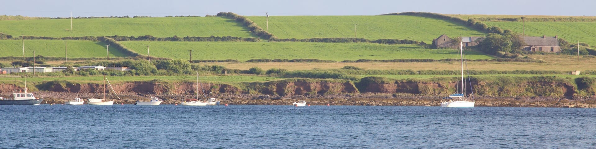 Plage de Ventry montrant scĂšnes tranquilles et riviĂšre ou ruisseau