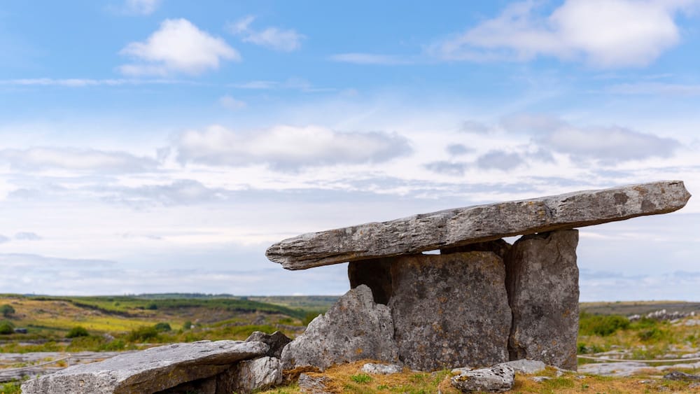 The Poulnabrone Dolmen in Burren National Park, County Clare.
#Trovember #architecture