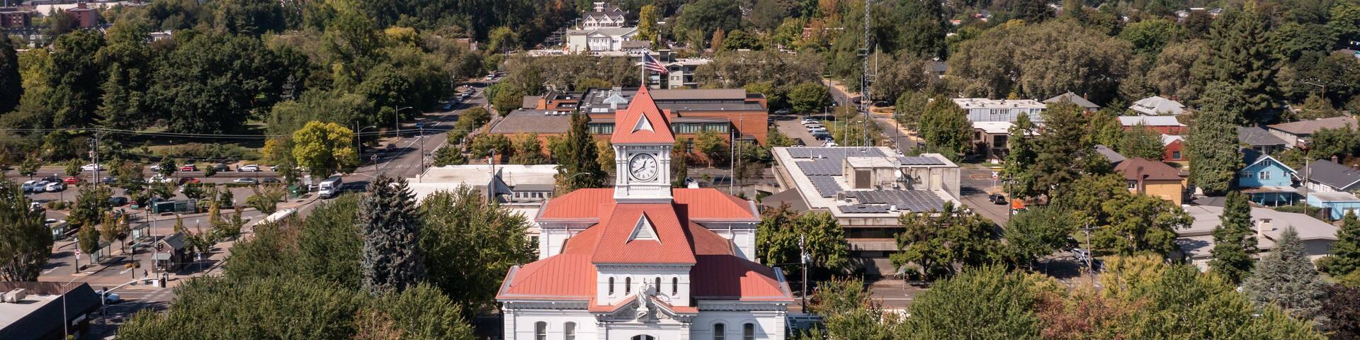 The Benton county courthouse in downtown Corvallis, Oregon