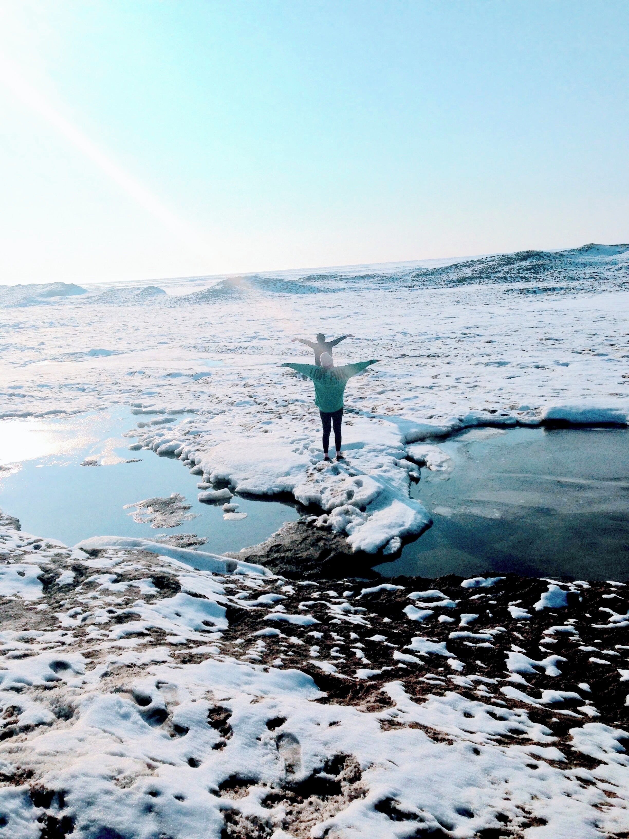 Frozen Lake Erie as far as the eye can see.