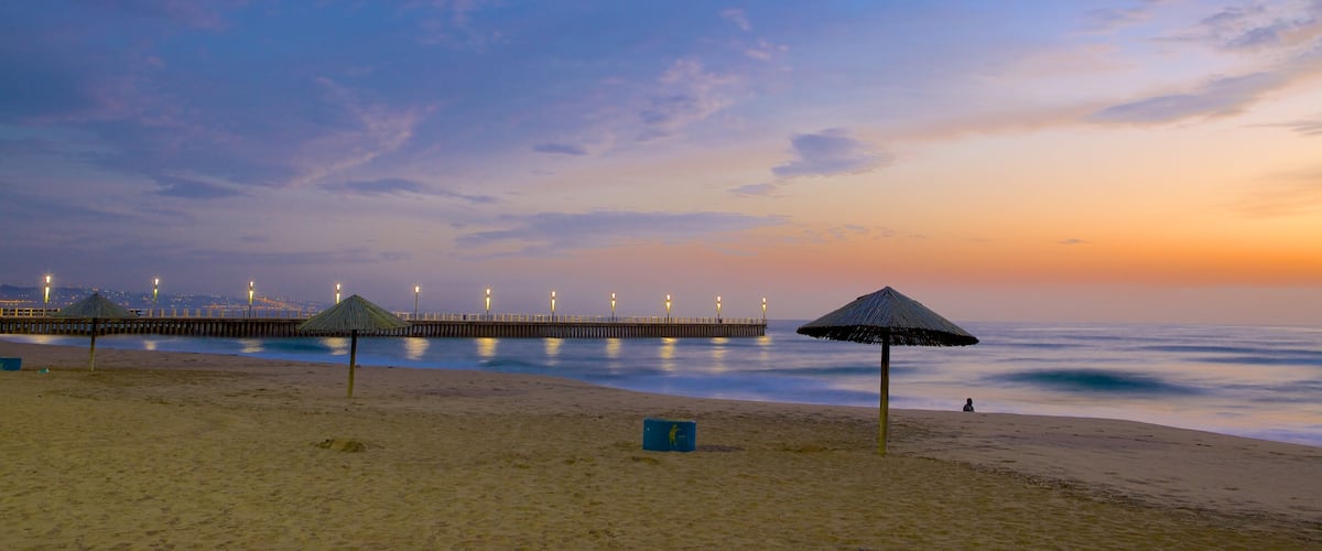 Ngoại ô North Beach trong đó bao gồm hoàng hôn và bãi biển