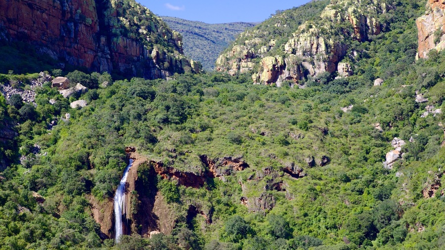 Mpumalanga - Limpopo showing a cascade, a gorge or canyon and landscape views