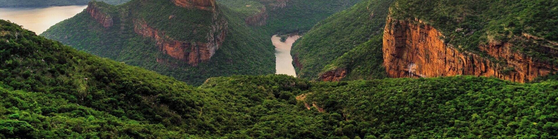 Sunrise over the slightly clouded Blyde River Canyon. Definitely one of the coolest places we've been!