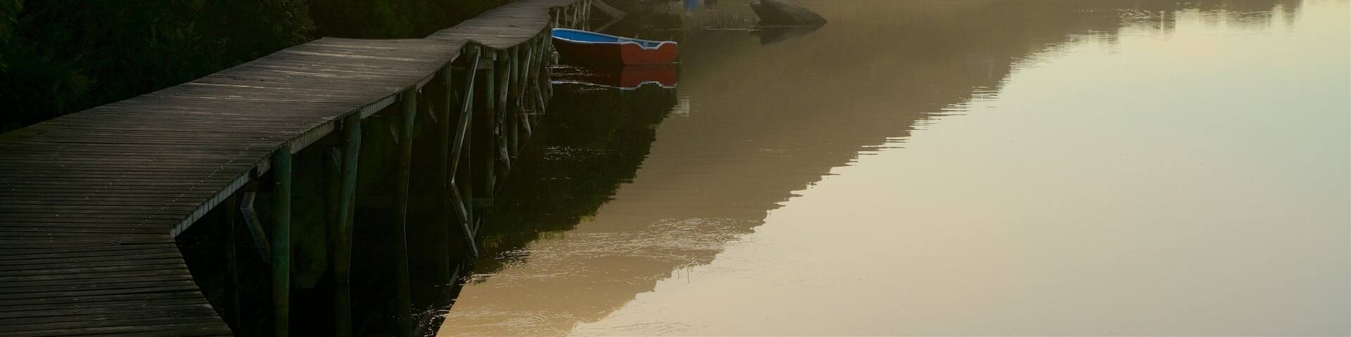 Wilderness National Park which includes a lake or waterhole