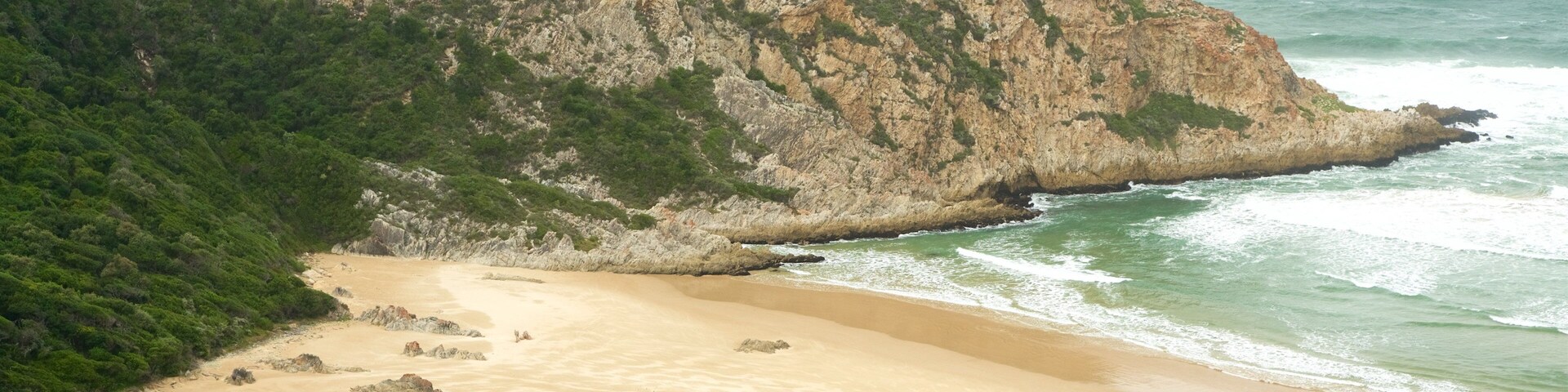 Natures Valley Beach which includes general coastal views, landscape views and rocky coastline