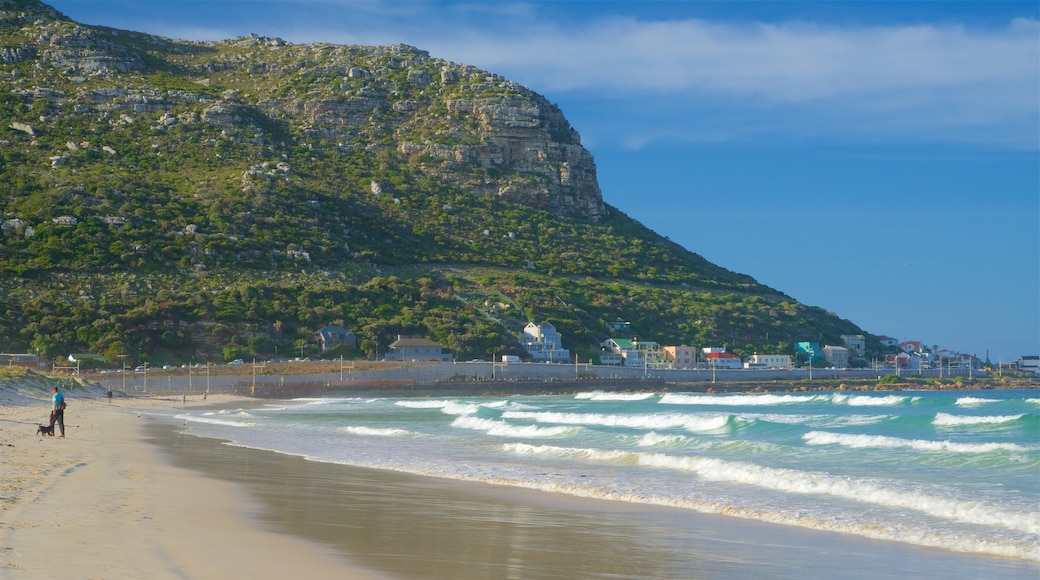 Plage de Fish Hoek mettant en vedette plage