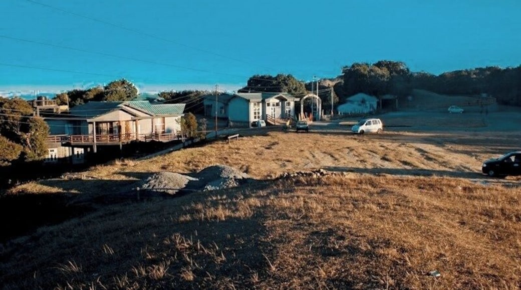 Hmuifang Resort is a picturesque place and the perfect picnic spot. Found in the cusp of greens and forest. It'll make you feel closer to the nature than ever before.
#InMyTravelShoes #Mizoram #India