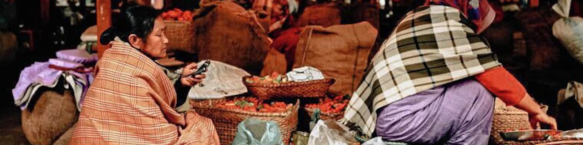 That women sat
Sat with her Chinese Mobile phone in one hand and an American Bible in another
Sat there juggling her fruits, vegetables and spices
Sat because just like the Chilli she was selling she called her little boy Raja too
And she would do anything to make him feel like one
And she sat there adjacent to the dark alleyways of the Dimly lit market
Because this is what would make living worthwile for everyone she loved.
.
This region is known for its Raja Mirchi (King Chilli). So, don't go on its stunted apprearance since it is one of the hottest chillies out there & it's perfect for making Pickles.
I also might have gone for the overkill with the oranges since the ones here are extremely sweet.
.
.
.
#InMyTravelShoes #Aizawl #Mizoram #India #IncredibleIndia #NorthEastIndia