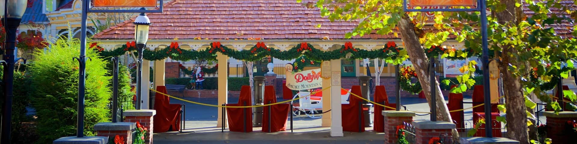 Dollywood which includes signage and rides