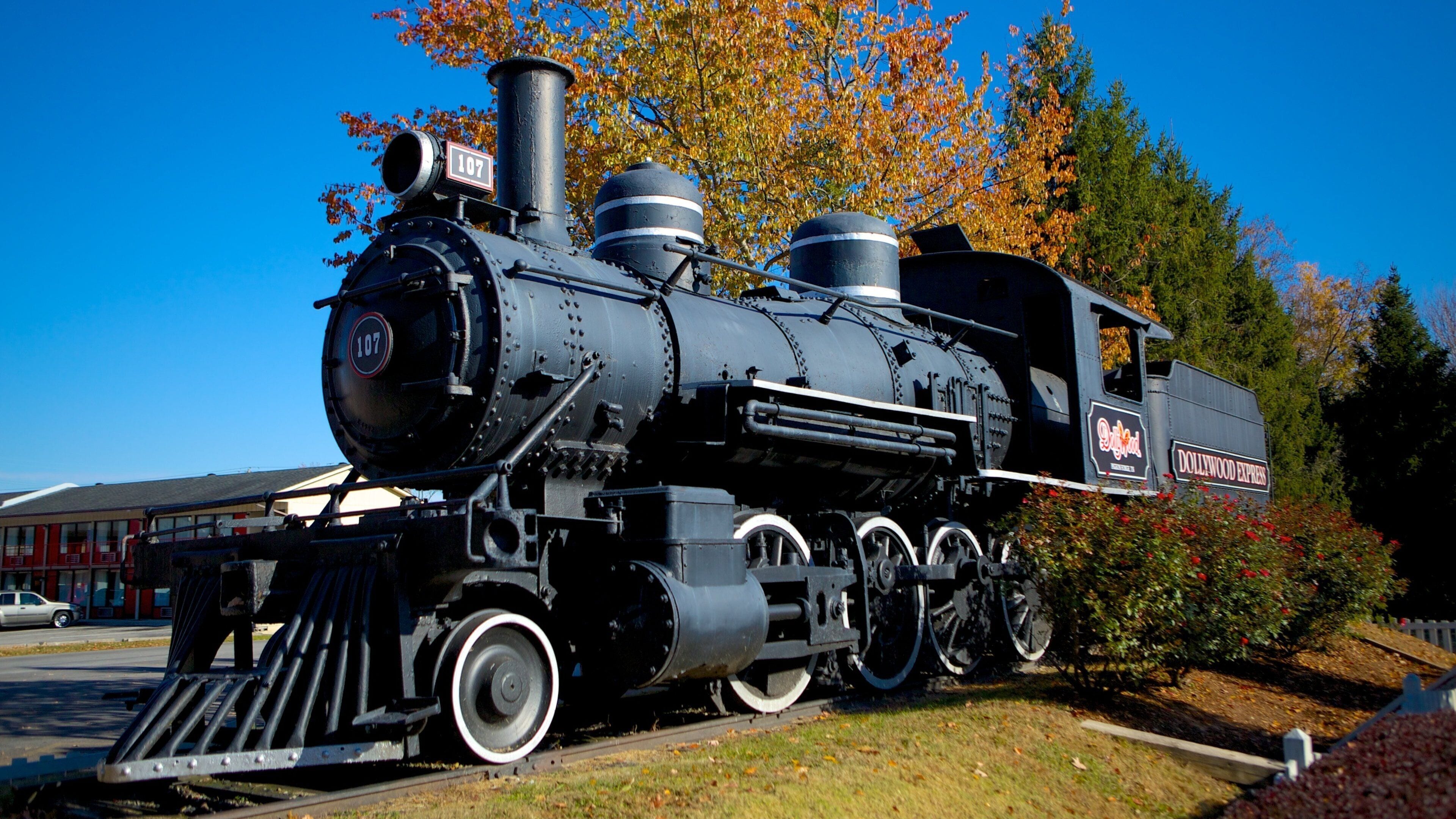 Dollywood featuring rides and railway items