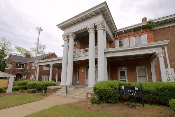 Theater Albany welches beinhaltet Haus