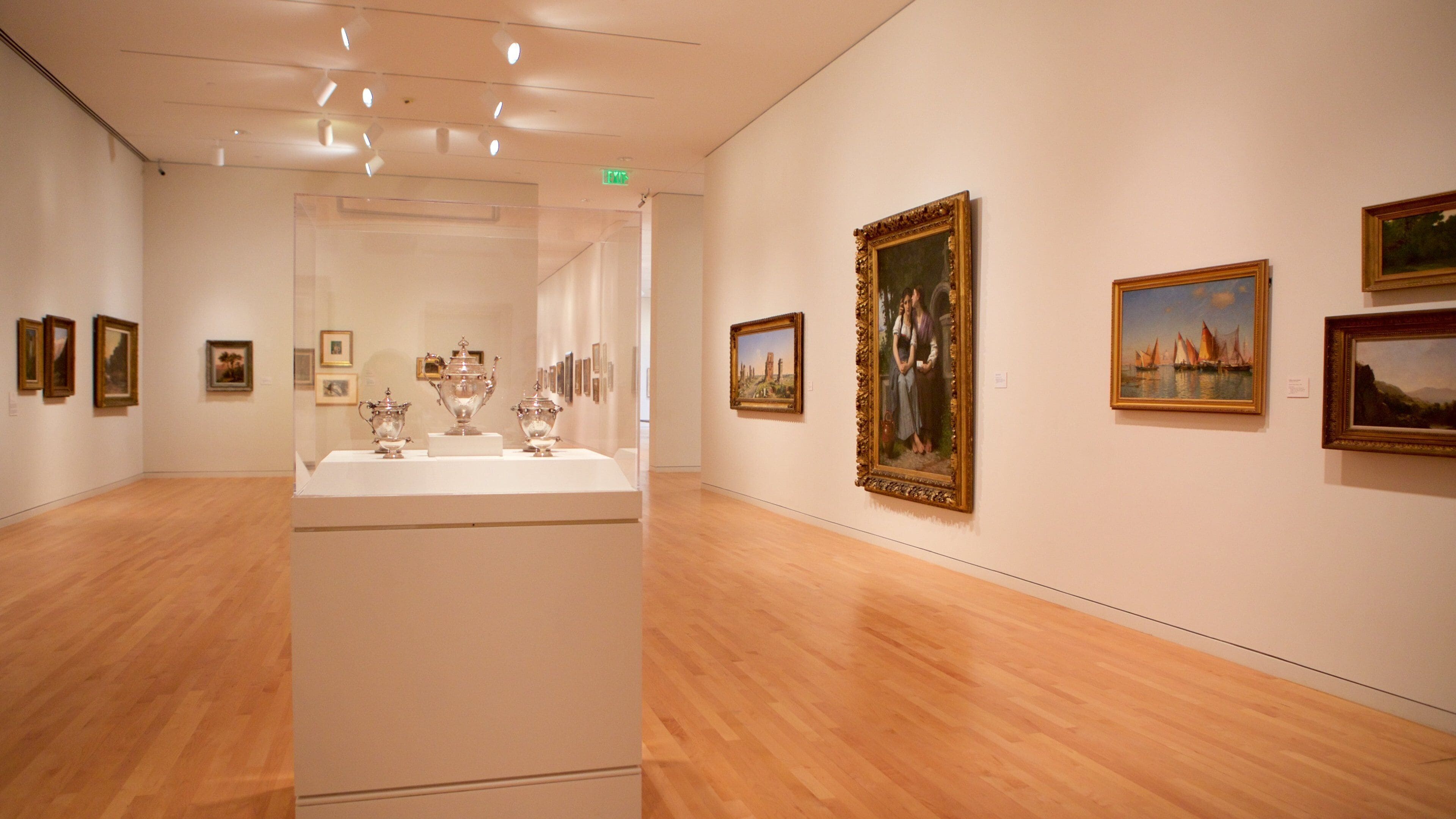 Georgia Museum of Art featuring interior views and art