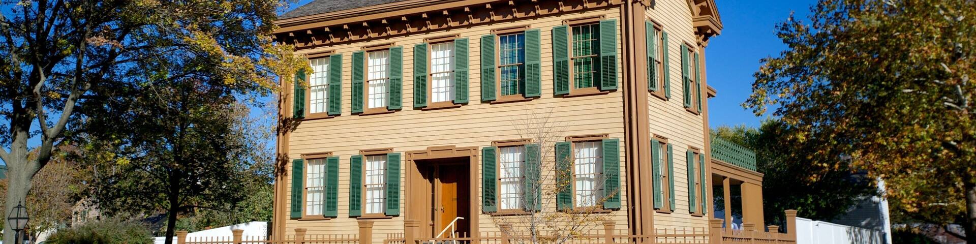 Springfield which includes heritage architecture