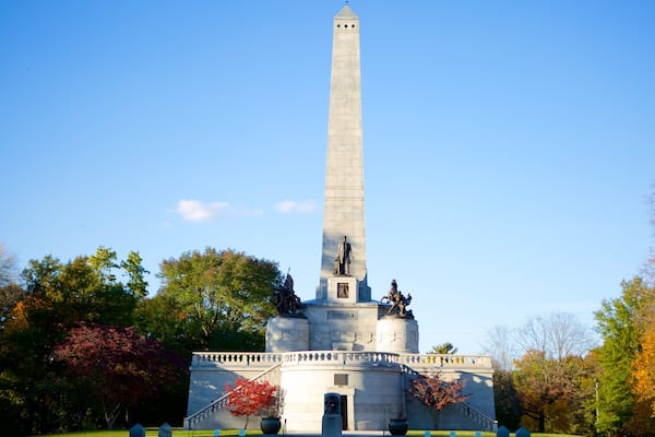 Lincolnin hauta johon kuuluu hautausmaa