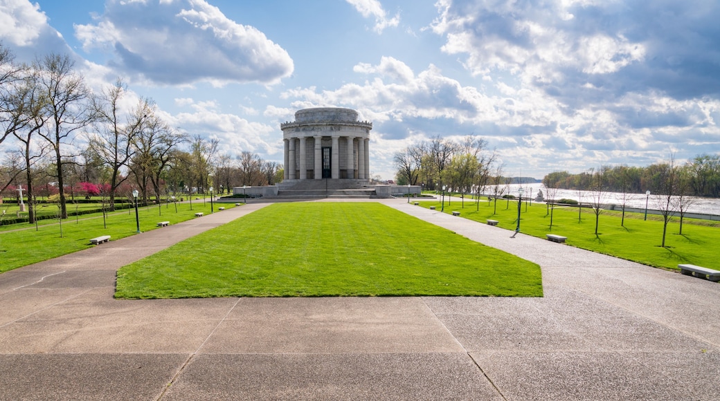 羅傑斯克拉克國家歷史公園