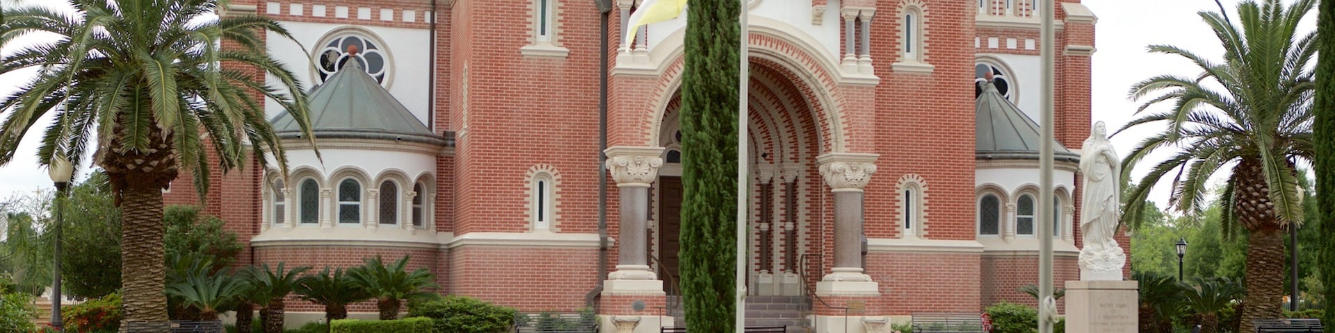 Cathedral of St John caracterizando aspectos religiosos e uma igreja ou catedral