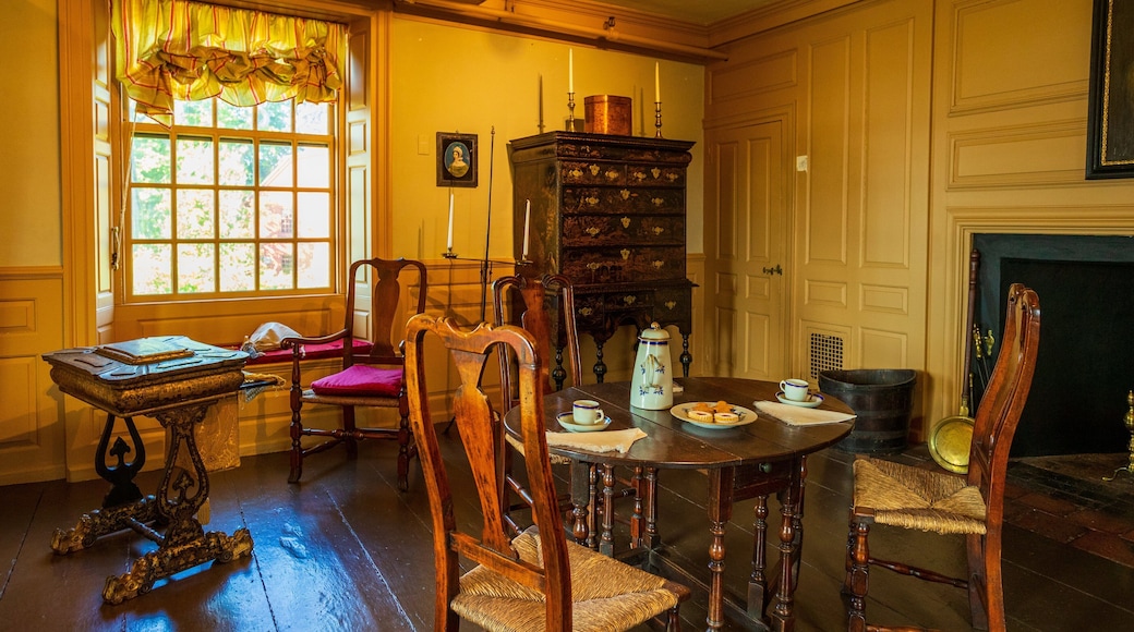 House of the Seven Gables showing heritage elements and interior views