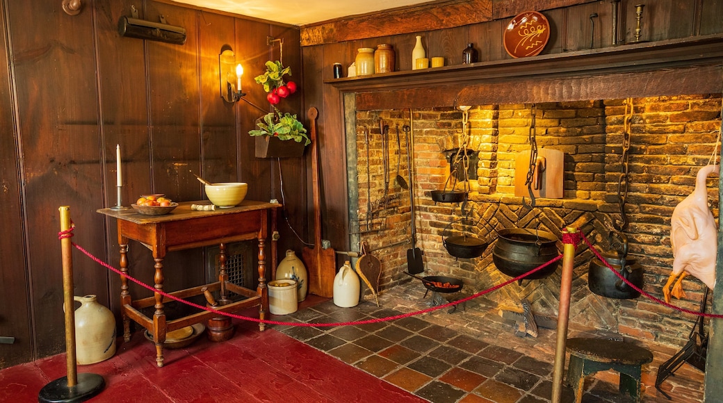 House of the Seven Gables which includes interior views