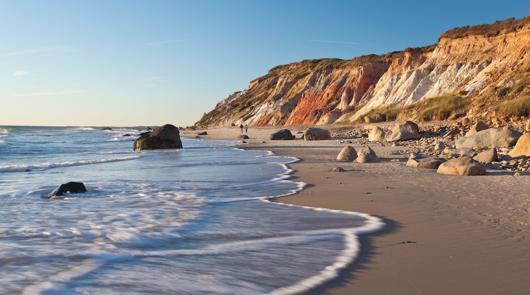 A gorgeous cliffs at Gay Head with the view of the beach