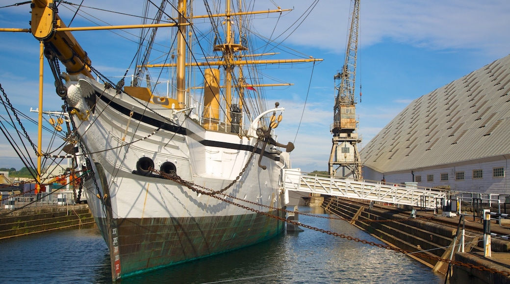 Historic Dockyard Chatham which includes boating and a marina