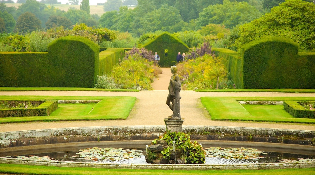 Penshurst Place mettant en vedette jardin et fontaine