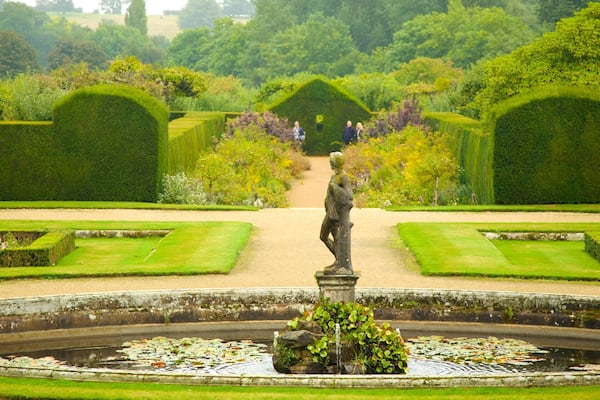 Penshurst Place and Gardens which includes a fountain and a garden