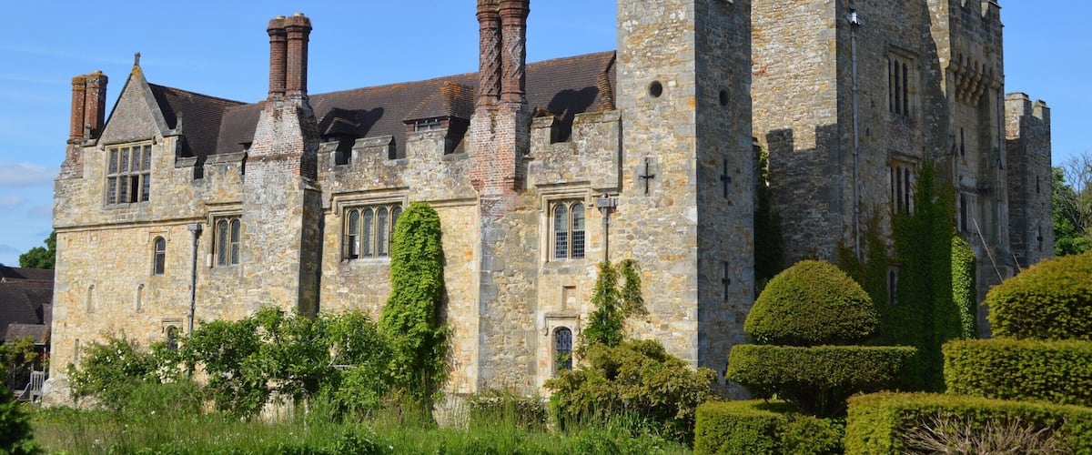 Hever Castle was the childhood home of Anne Boleyn, second wife of Henry VIII. The castle went through a number of owners since the Boleyn family after passing to the Crown on the death of Anne's father, Thomas Boleyn . In 1903 it was acquired by William Waldorf Astor, an American millionaire, who restored it in Tudor style using, as far as possible, the same tools as Tudor craftsmen. The extensive castle grounds are beautiful in summer, and include a rose garden which is lovely in full bloom.
Definitely worth a visit for history-lovers and nature-lovers alike. Highlights include Anne Boleyn's bedroom and the collection of portraits of Henry VIII and his six wives.