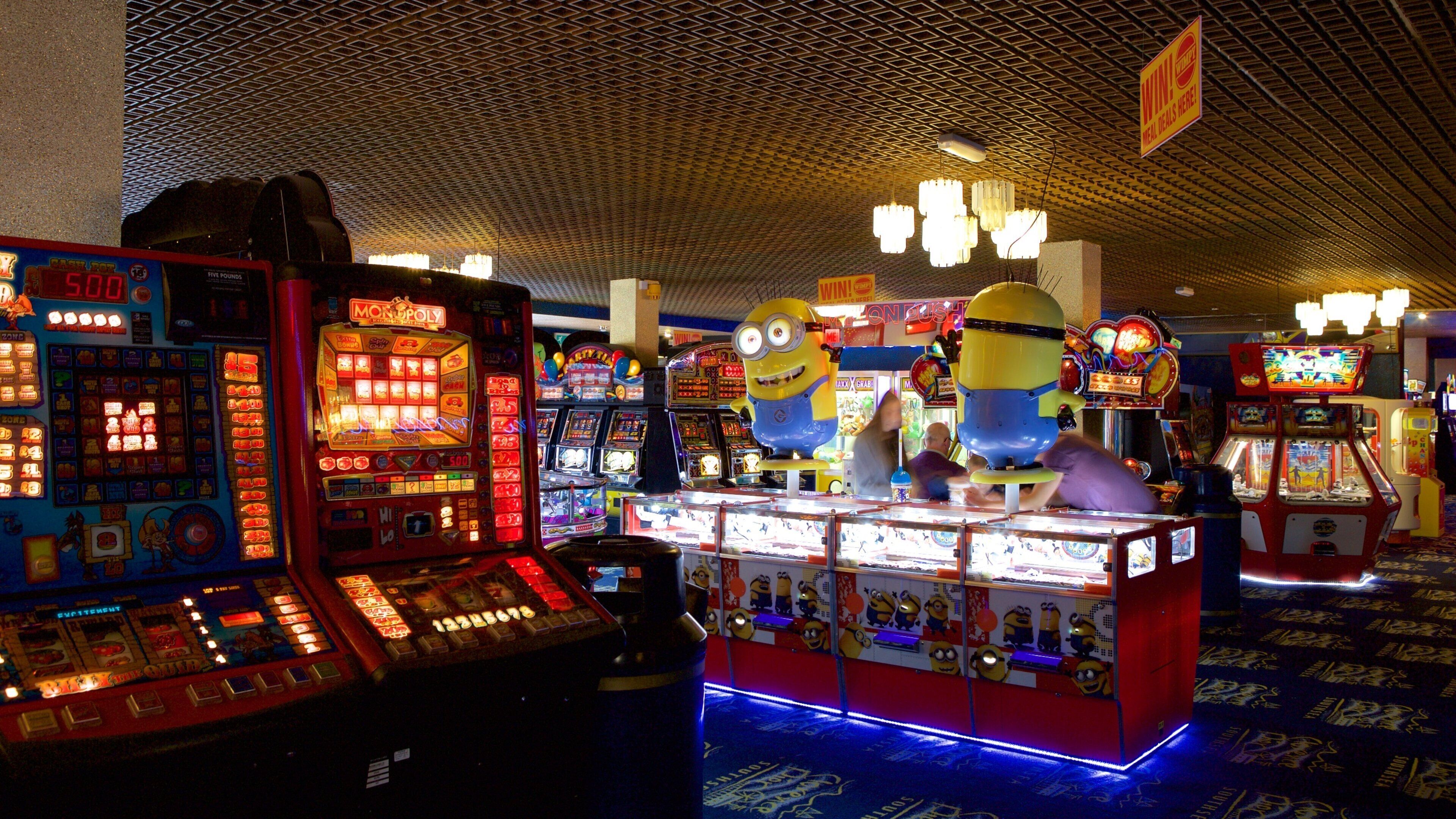 Clarence Pier featuring a casino and interior views