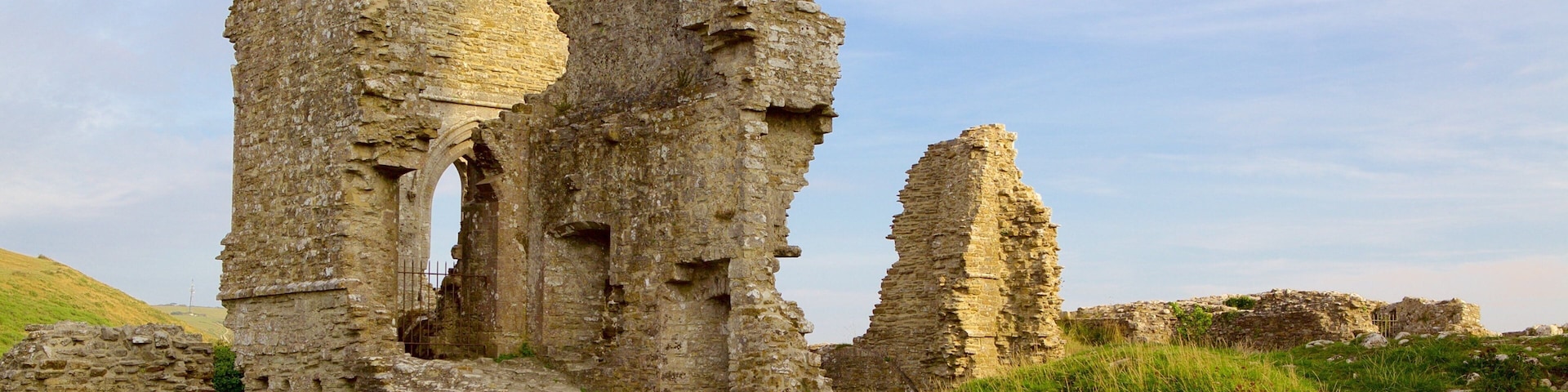 Corfe Castle das einen Geschichtliches und Ruine