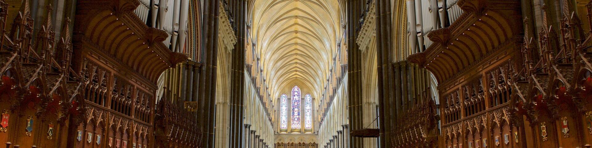 Salisbury Cathedral som viser interiør