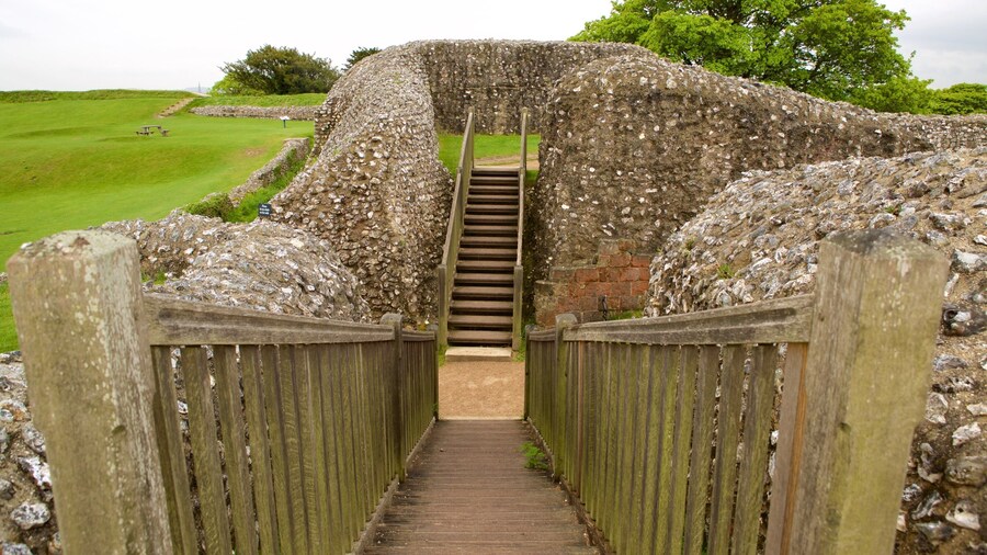 Old Sarum featuring building ruins