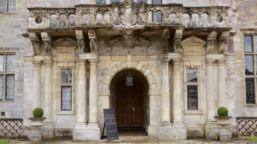 Wilton House featuring heritage elements, a house and heritage architecture