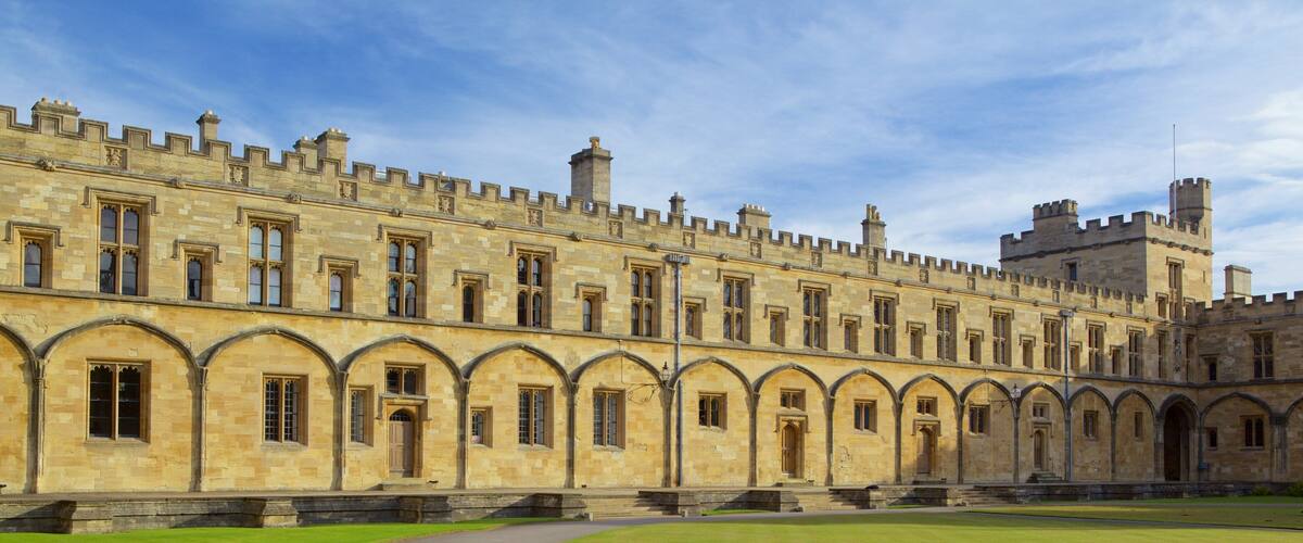 基督教大教堂 设有 歷史建築, 傳統元素 和 教堂或大教堂