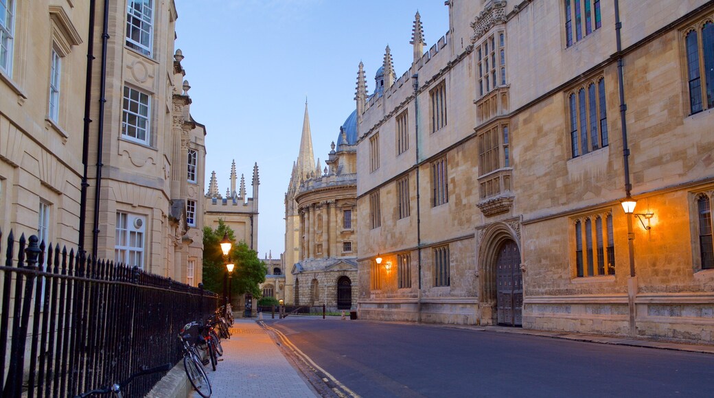 Radcliffe Camera featuring heritage elements