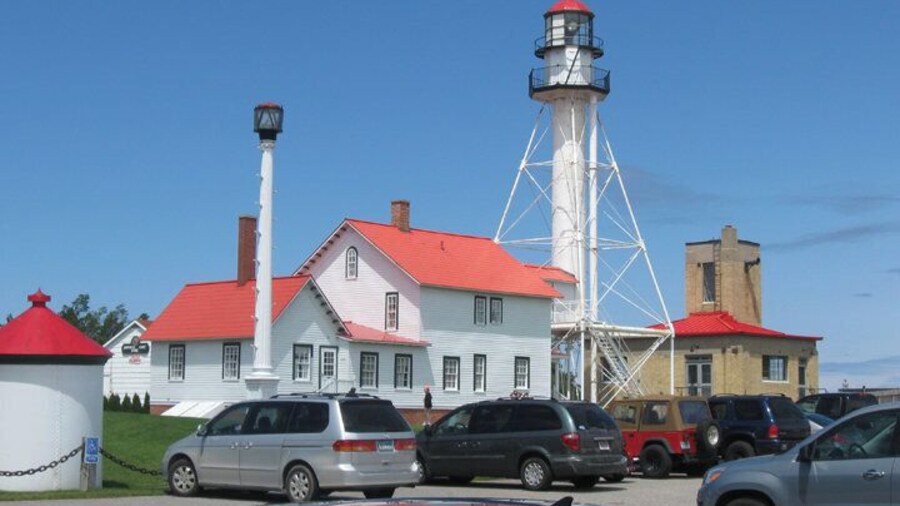 Neat little museum of the history of shipwrecks on the Great Lakes. Features the bell from the wreck of the Edmund Fitzgerald.